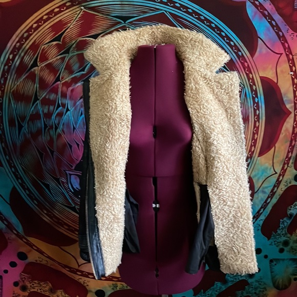 ***SOLD***🌟🌟HOST PICK🌟🌟 Jealous Tomato Jacket - Picture 12 of 16